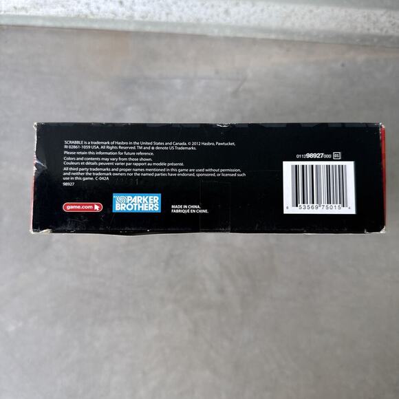 Hasbro Scrabble Electronic Catch Phrase Handheld Electronic Game - Picture 5 of 5